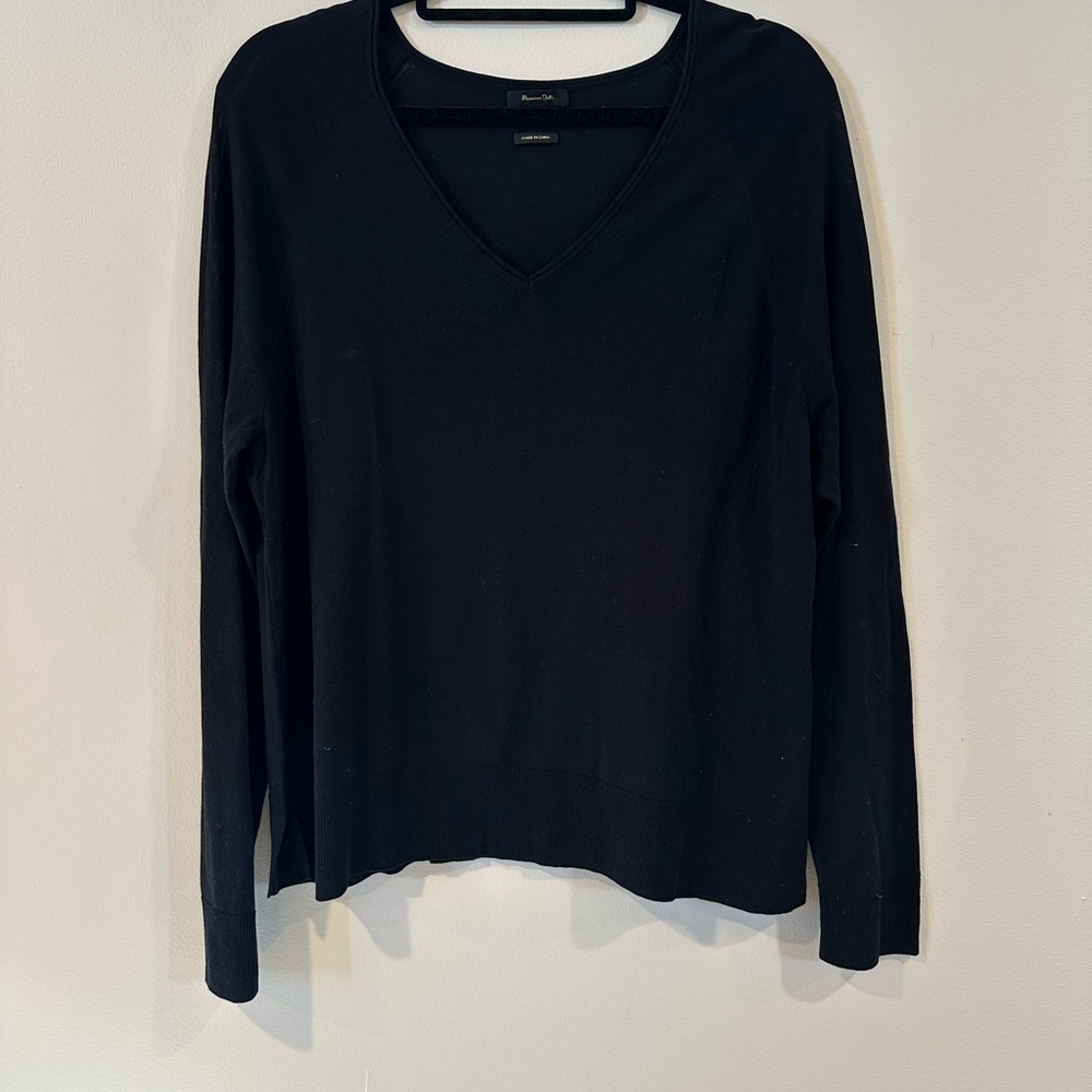 Massimo Dutti Classic Black V-Neck Sweater